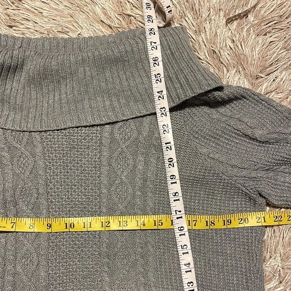 Nwt Croft‎ & Barrow Gray Cowl Neck Sweater